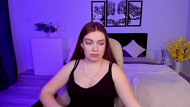 Snapshot of DaniellaLovely chatting on 02.09.25 DaniellaLovely online show from 02.09.25