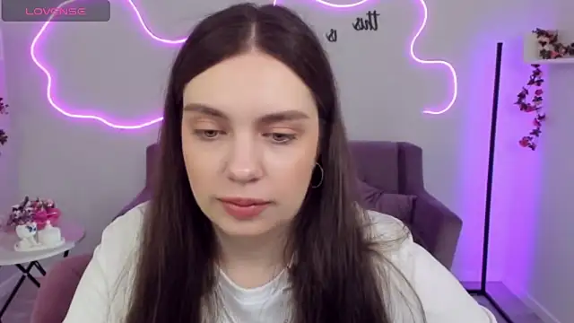 Snapshot of DaniellaLovely chatting on 03.18.25 DaniellaLovely online show from 03.18.25