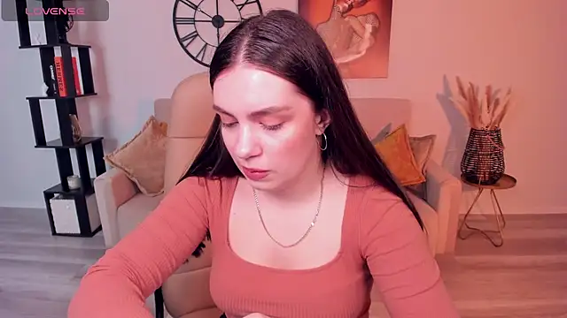 Snapshot of DaniellaLovely chatting on 03.21.25 DaniellaLovely online show from 03.21.25