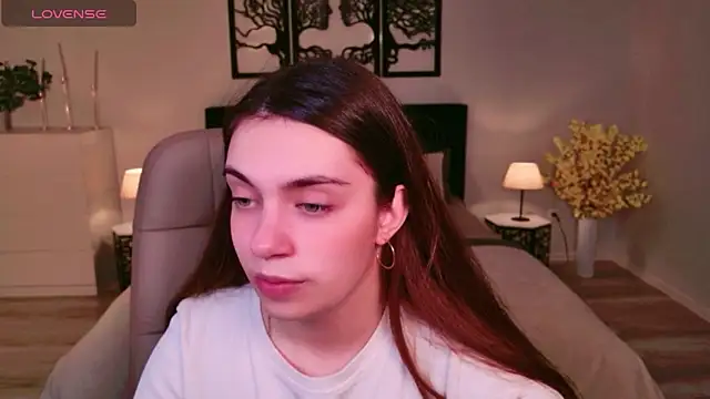 Snapshot of DaniellaLovely chatting on 11.06.25 DaniellaLovely online show from 11.06.25