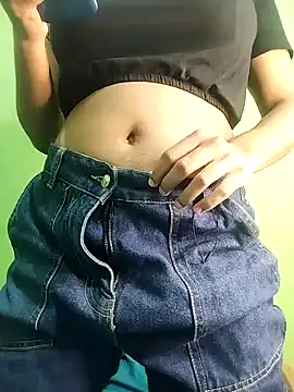 Queen-Amelia online show from 12.03.24