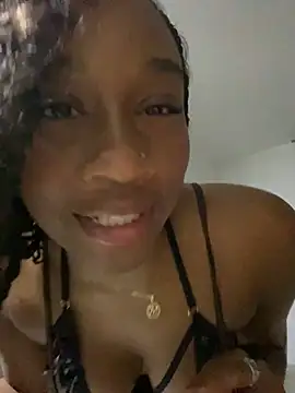 Snapshot of EscorpiLeoncita chatting on 03.29.26 EscorpiLeoncita online show from 03.29.26