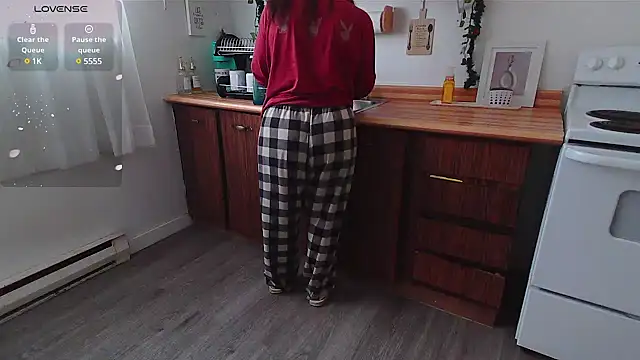 Kittyymaze1 online show from 12.19.24