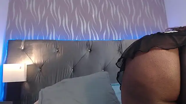 ToriJackes online show from 01.23.25