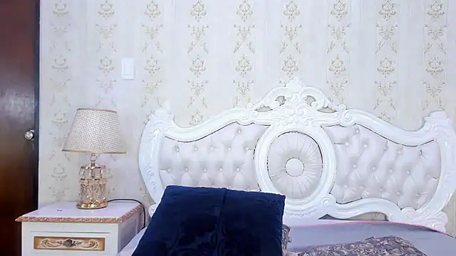 TiaraRosse online show from 02.24.25