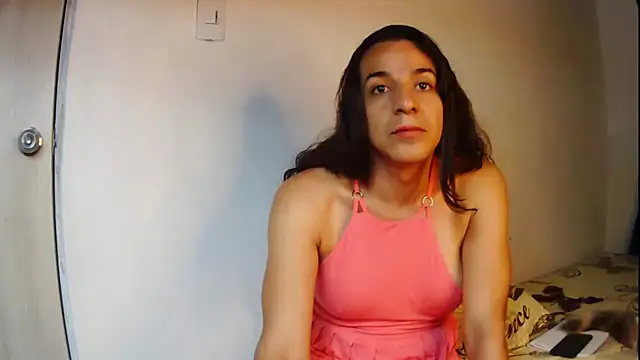 Oh Tique online show from 10.08.25