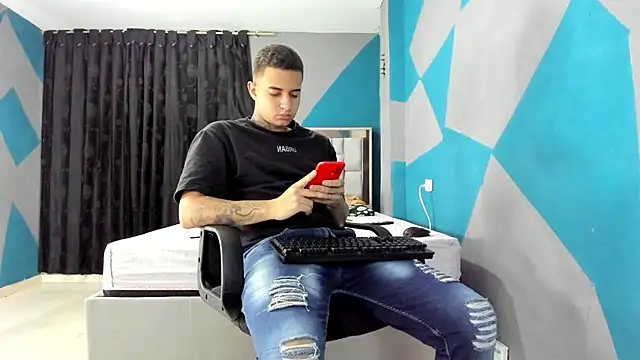simookeler online show from 12.11.24