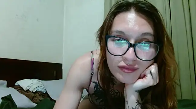 kittenlizz online show from 12.24.24