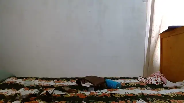 kittenlizz online show from 01.21.25