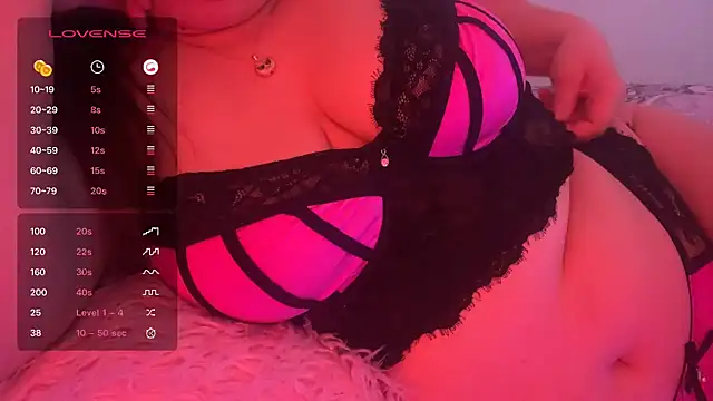 Snapshot of Missannalova chatting on 12.09.24 Missannalova online show from 12.09.24