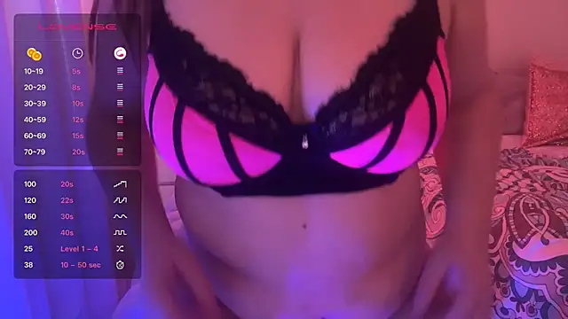 Snapshot of Missannalova chatting on 12.09.24 Missannalova online show from 12.09.24