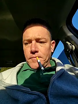 Snapshot of Bigtater1999 chatting on 11.05.25 Bigtater1999 online show from 11.05.25