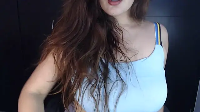 AdharaLujan online show from 02.04.25