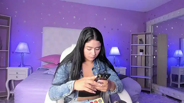 scarlette 15  online show from 01.17.26