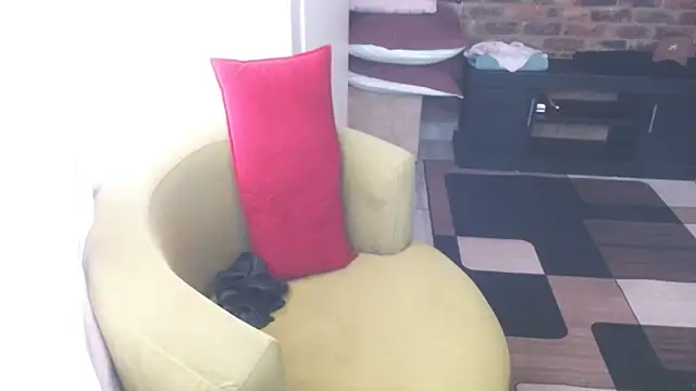 Snapshot of Wettitiesxxx chatting on 10.15.25 Wettitiesxxx online show from 10.15.25