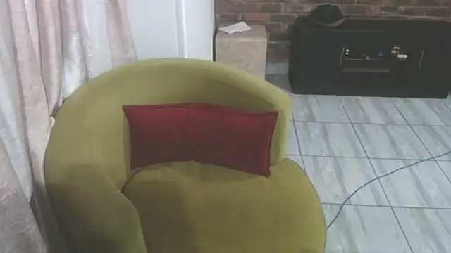 Snapshot of Wettitiesxxx chatting on 11.01.25 Wettitiesxxx online show from 11.01.25