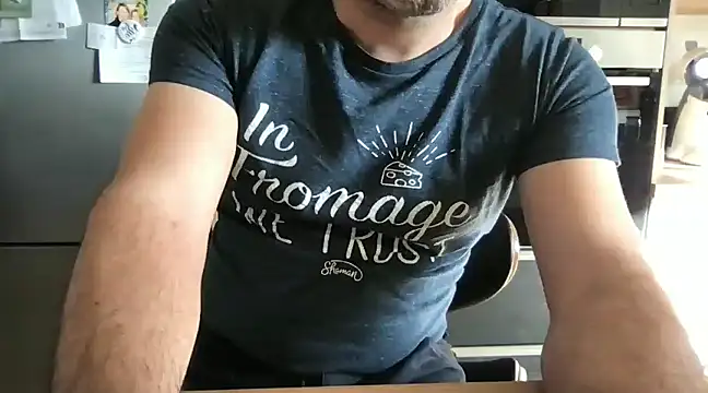 Snapshot of unconnudu21000 chatting on 12.11.24 unconnudu21000 online show from 12.11.24