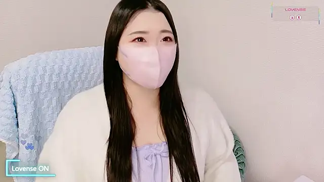 Snapshot of yukinko_o_ chatting on 11.12.25 yukinko o online show from 11.12.25