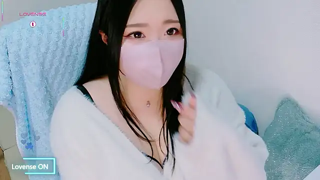 Snapshot of yukinko_o_ chatting on 02.25.26 yukinko o online show from 02.25.26