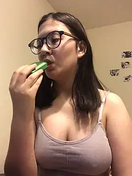 Snapshot of Prudie_Gabriella chatting on 12.11.24 Prudie Gabriella online show from 12.11.24