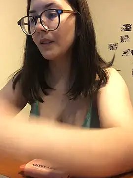 Snapshot of Prudie_Gabriella chatting on 12.17.24 Prudie Gabriella online show from 12.17.24