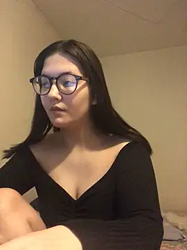 Snapshot of Prudie_Gabriella chatting on 01.13.25 Prudie Gabriella online show from 01.13.25