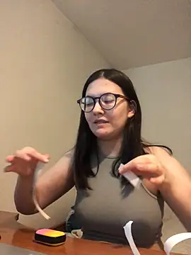 Snapshot of Prudie_Gabriella chatting on 02.20.25 Prudie Gabriella online show from 02.20.25