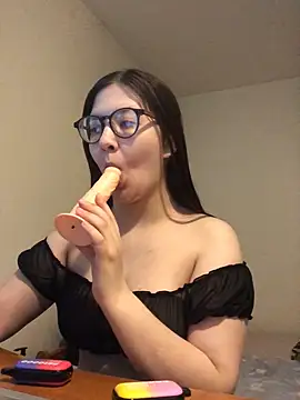 Snapshot of Prudie_Gabriella chatting on 02.24.25 Prudie Gabriella online show from 02.24.25