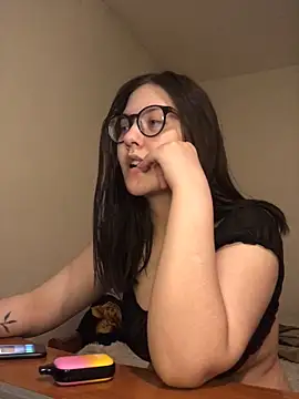 Snapshot of Prudie_Gabriella chatting on 02.26.25 Prudie Gabriella online show from 02.26.25