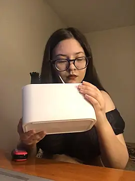 Snapshot of Prudie_Gabriella chatting on 03.08.25 Prudie Gabriella online show from 03.08.25