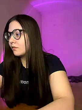 Snapshot of Prudie_Gabriella chatting on 09.30.25 Prudie Gabriella online show from 09.30.25