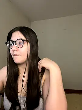 Snapshot of Prudie_Gabriella chatting on 11.10.25 Prudie Gabriella online show from 11.10.25