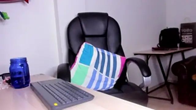 alma fenix online show from 04.13.26