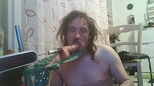 cyril020202 online show from 04.18.26