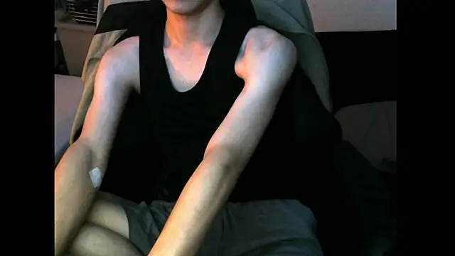 Snapshot of Ray175oo chatting on 10.13.25 Ray175oo online show from 10.13.25