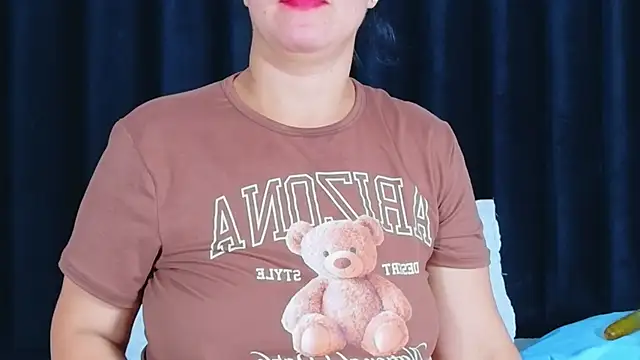 hotlatinateacher online show from 02.19.26