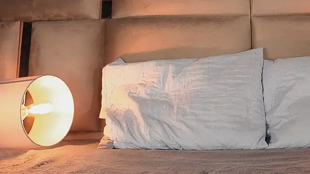 Snapshot of angelinepossy chatting on 09.29.25 angelinepossy online show from 09.29.25