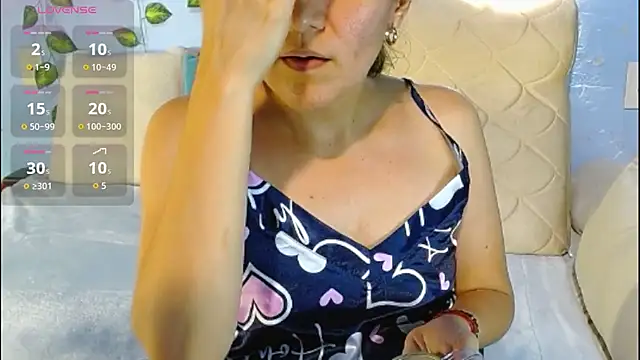 venus swet  online show from 03.17.26