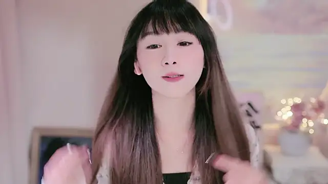 MissMiao online show from 11.02.25