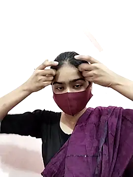 Snapshot of Arisha- chatting on 01.16.26 Arisha- online show from 01.16.26