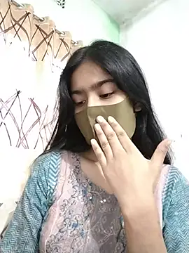 Snapshot of Arisha- chatting on 07.23.26 Arisha- online show from 07.23.26