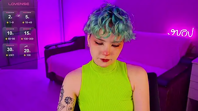 School Love online show from 12.15.24