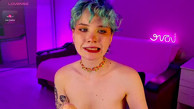 School Love online show from 12.16.24