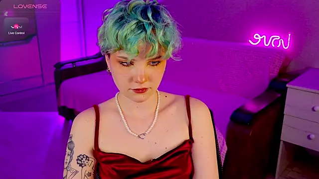 School Love online show from 01.09.25