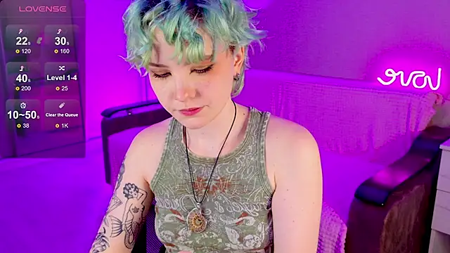 School Love online show from 01.19.25