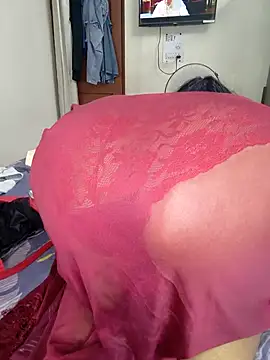 Snapshot of wildsakhi chatting on 10.19.25 wildsakhi online show from 10.19.25