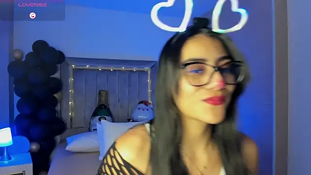 Snapshot of North-Dio chatting on 01.11.25 North-Dio online show from 01.11.25