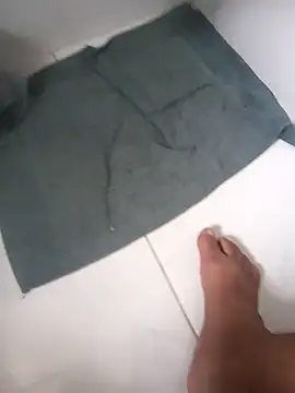 lobomisterioso13 online show from 02.18.26