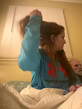 Snapshot of seemoans chatting on 10.31.25 seemoans online show from 10.31.25