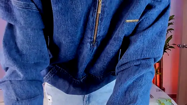 aldrinwhite online show from 10.17.25